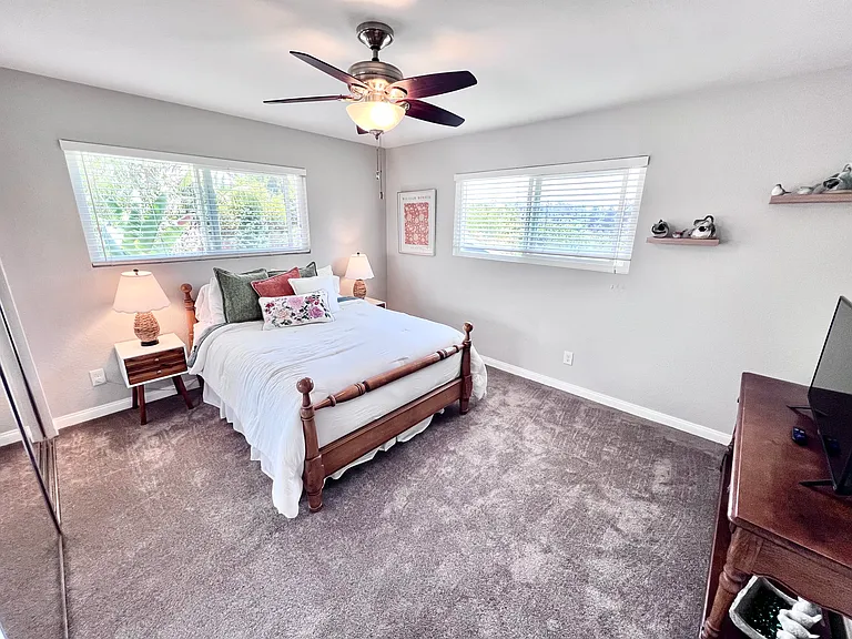753 Val Sereno Dr — Photo 86