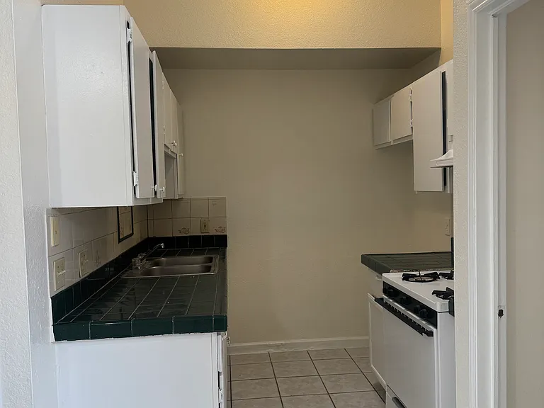 850 Los Surcos Rd — Photo 7