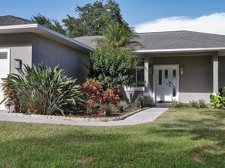 2437 Swordfish Ln — Photo 3