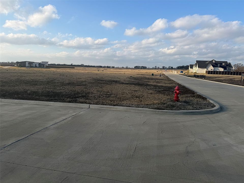 1st image of 130 Sunflower St
