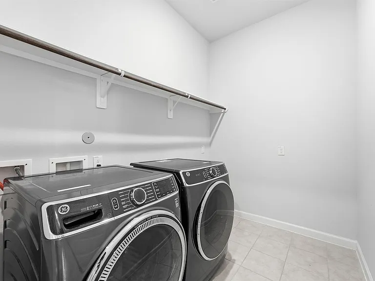 1303 Gardenia Dr — Photo 27