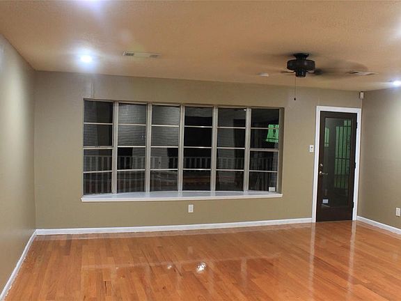 4th image of 8515 Hornwood Dr