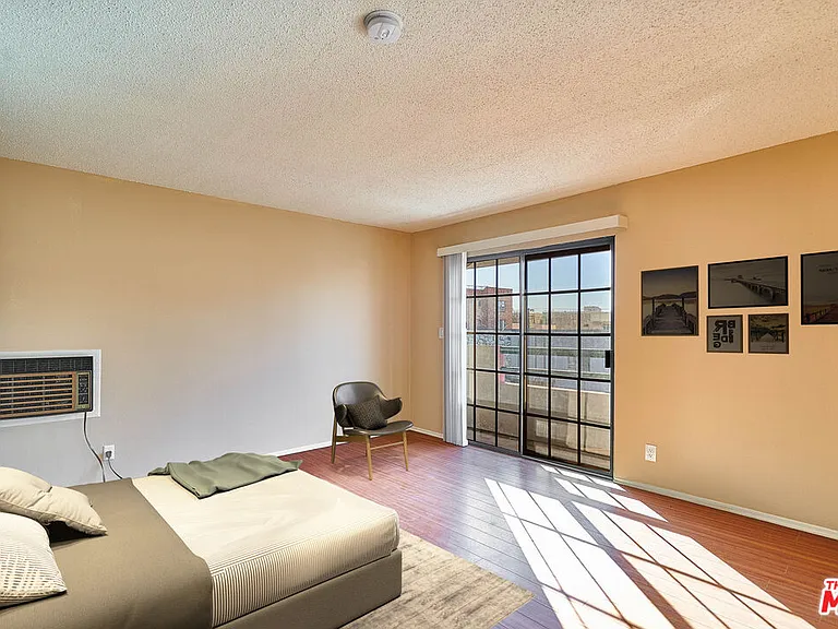 820 South St #301 — Photo 12