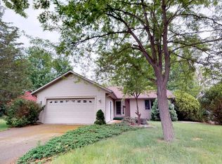 509 Shonna Dr, Mt Zion, IL