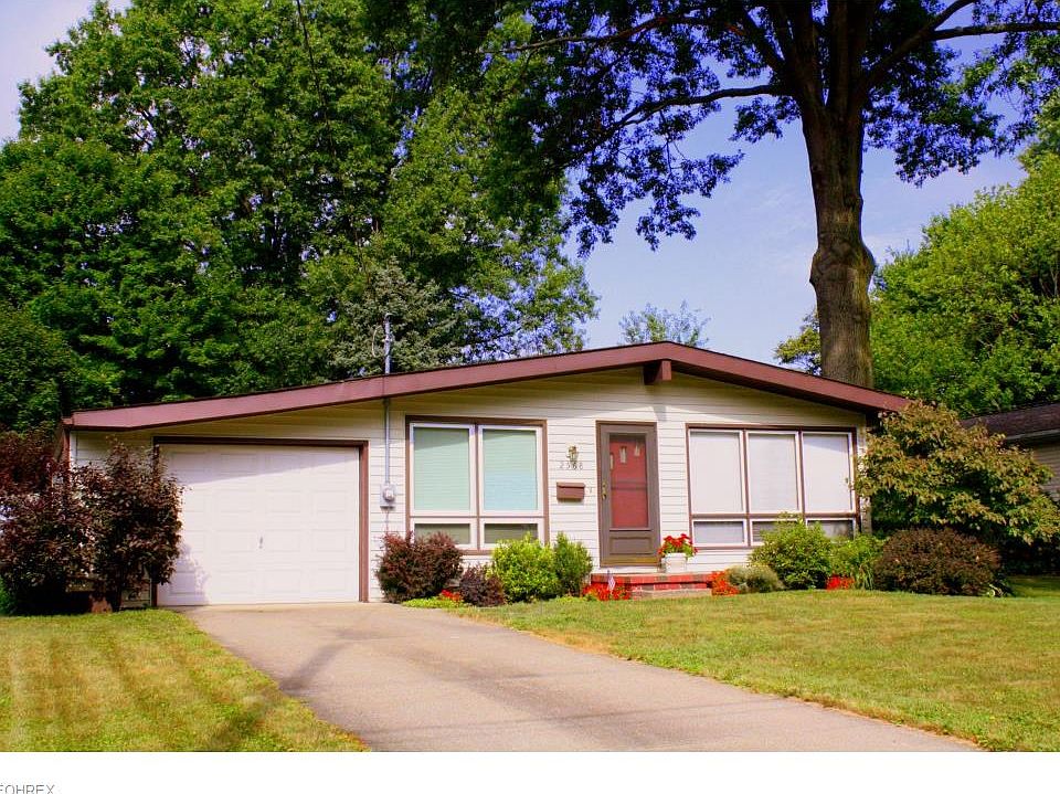1st image of 2568 Monterey St