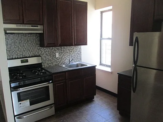 Rented by The Hamilton Group | media 25