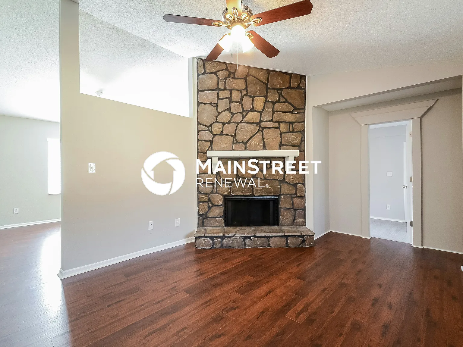 5985 Creekwood Rd — Photo 3