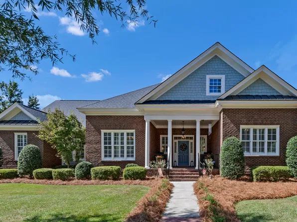 8 Greenside Ln, Elgin, SC 29045