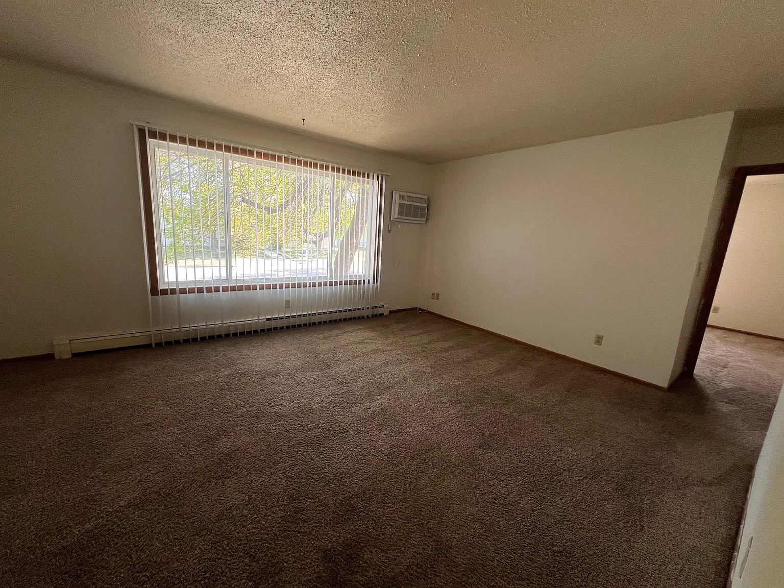 408 5th Ave E — Photo 2