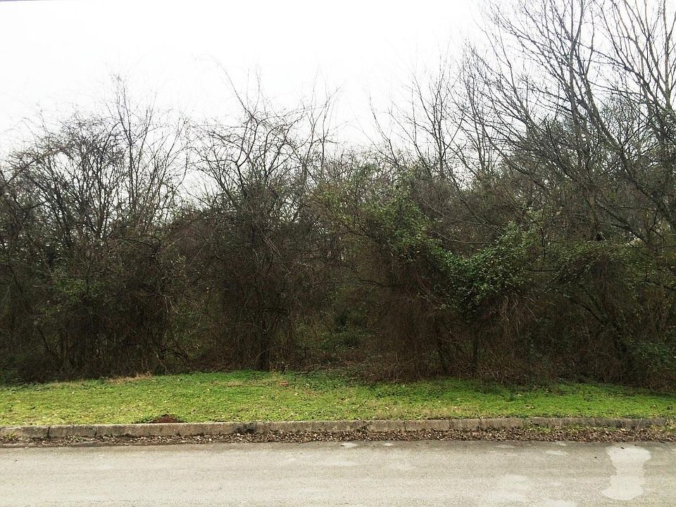 1st image of John Sparks Dr