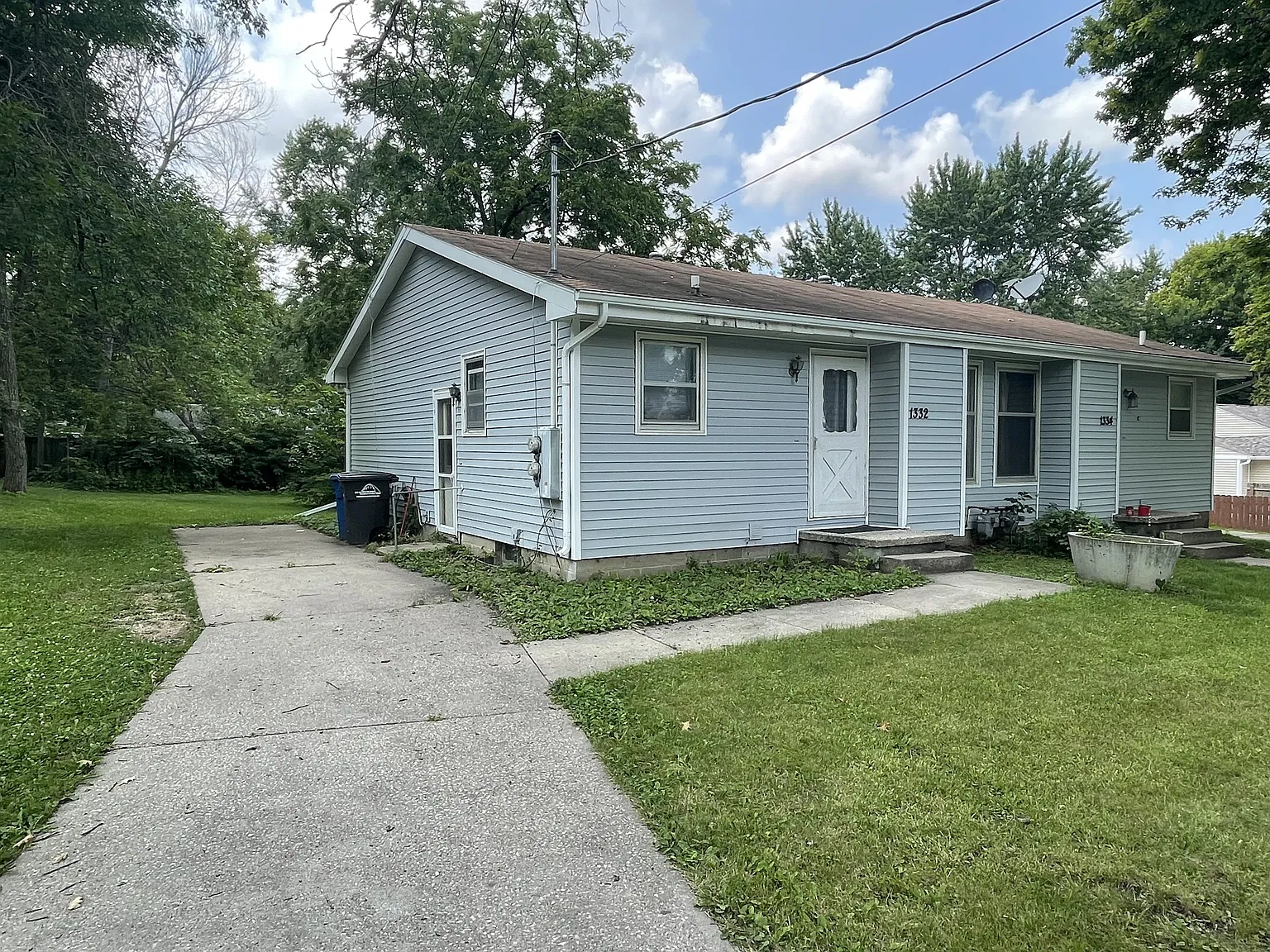 Cozy 2 Bed 1 Bath DSM Duplex! — Photo 4
