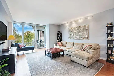 Sold by Isen & Company : Real Estate Advisors