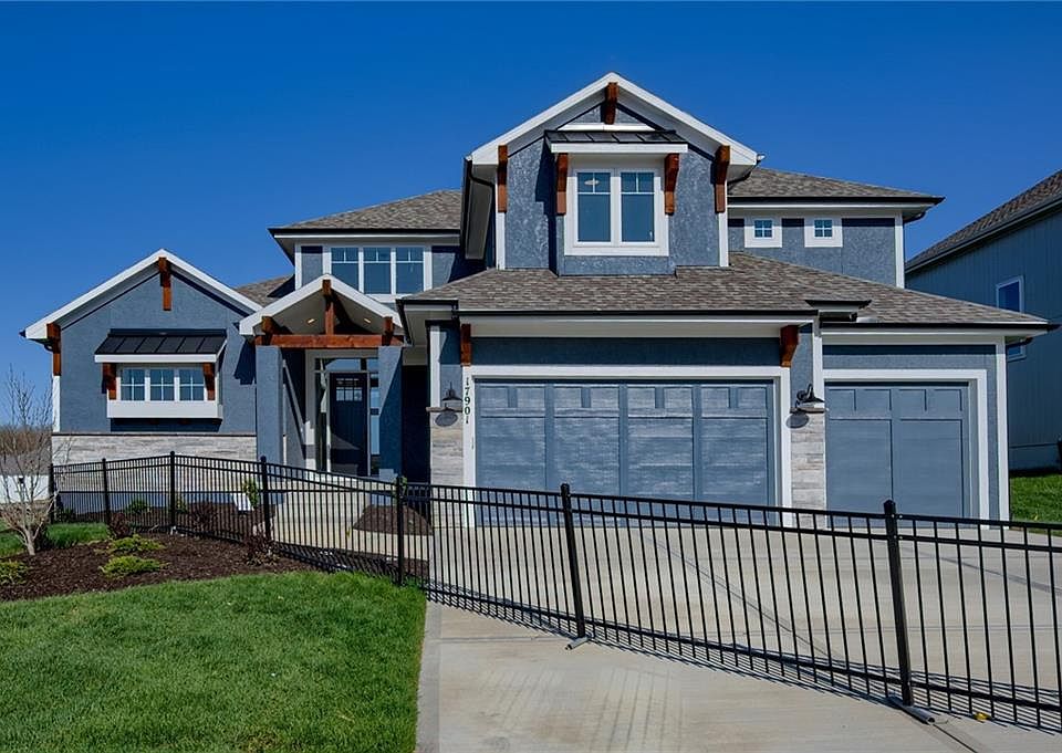 17901 Manor St, Stilwell, KS 66085 MLS 2424678 Zillow