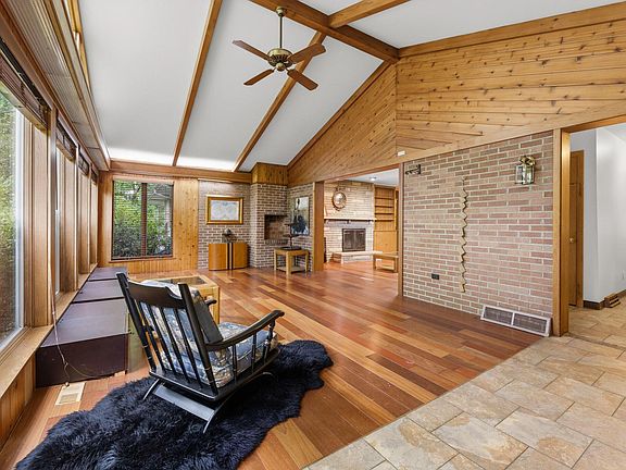 2nd image of 5377 Park Lane Ct