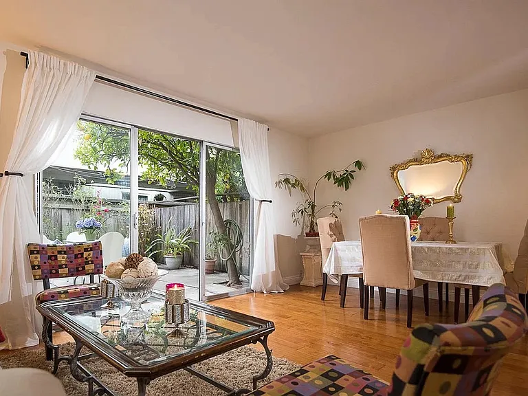 2047 Montecito Ave #13 — Photo 22