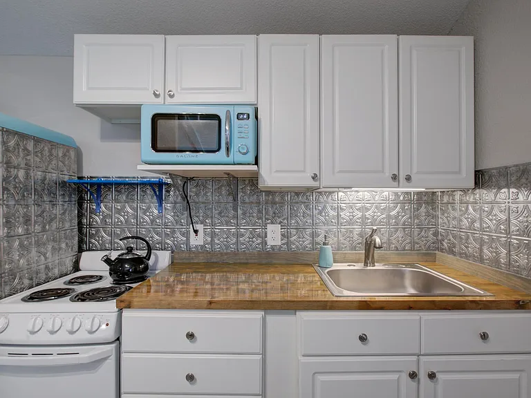 4987 Grove St #1 — Photo 4