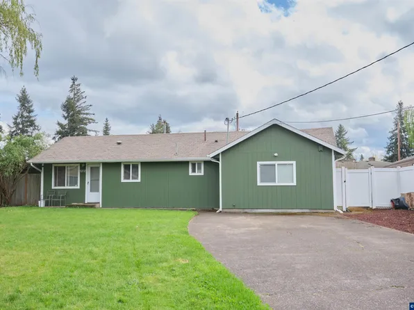 1202 Leo St NE, Keizer, OR 97303