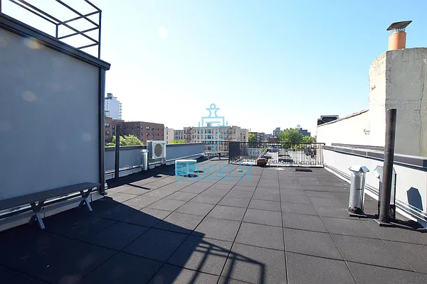 Rented by null | media 91