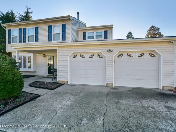 5 Remsen Drive, Howell, NJ 07731
