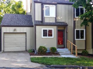 7409 W 56th St, Overland Park, KS 66202