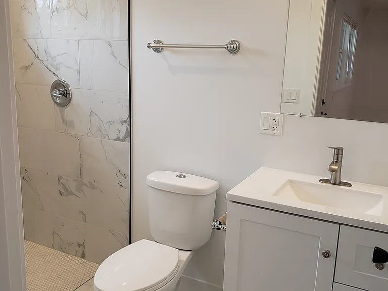 6252 N Harlem Ave #2E — Photo 4