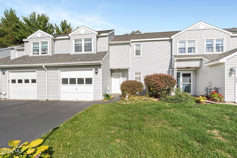 2nd image of 1130 Spearhead Drive