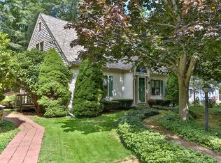 87 Capn Jacs Rd, Centerville, MA 02632