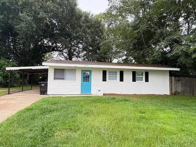 3652 Grier Ave — Photo 1