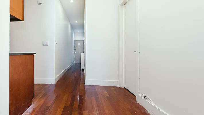 Rented by Nooklyn NYC LLC | media 34