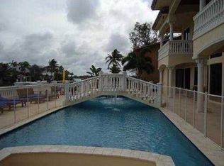 3244 NE 167th St, North Miami Beach, FL 33160