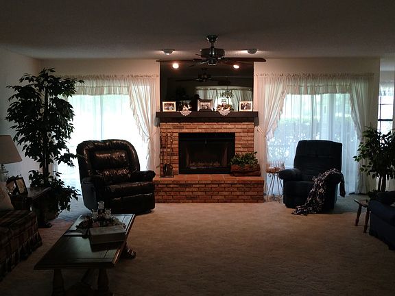 4th image of 1091 Annie Laurie Ln