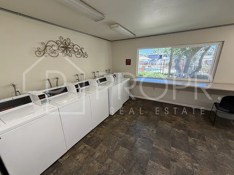 3240 Olive St — Photo 10