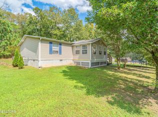 320 Creek Rd, Sweetwater, TN 37874