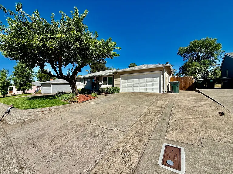7213 Sunset Ave — Photo 2