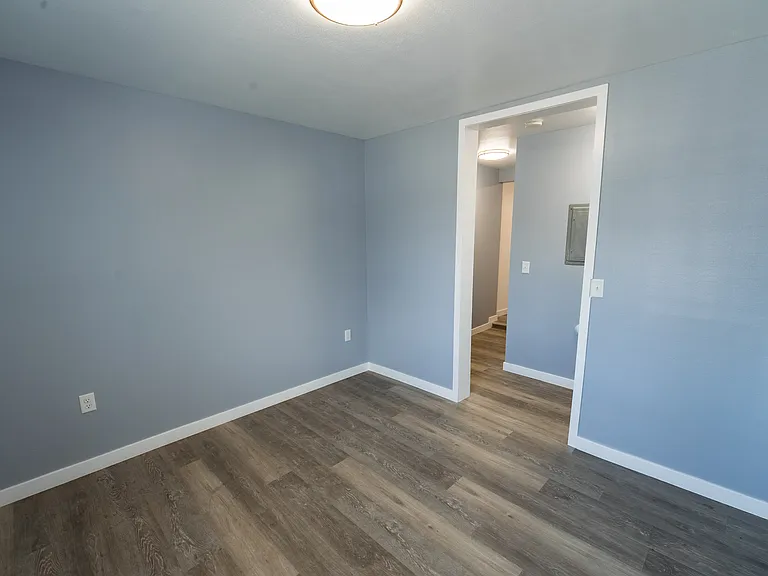 10374 Long Beach Blvd #1M — Photo 18