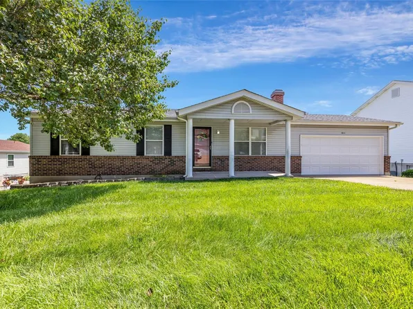 1911 Saint Johns Xing, Arnold, MO 63010