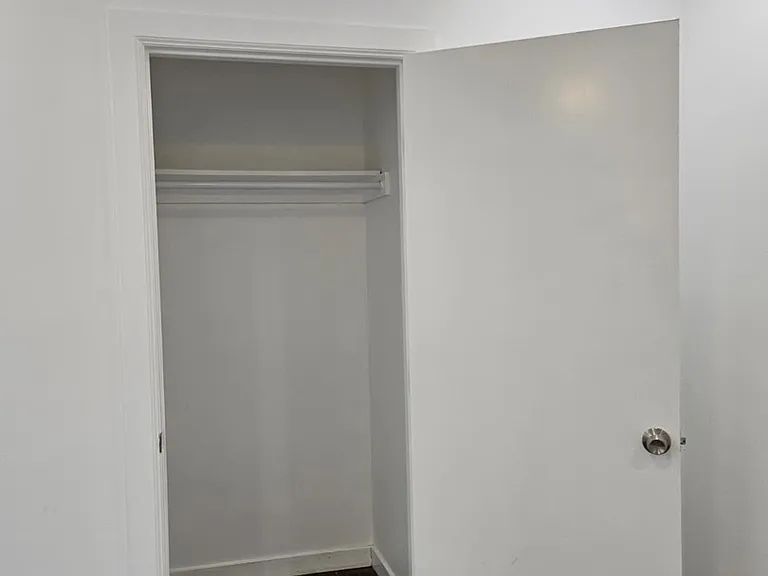 Unit Photo
