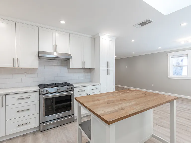 1032 Pueblo Ave #A — Photo 5