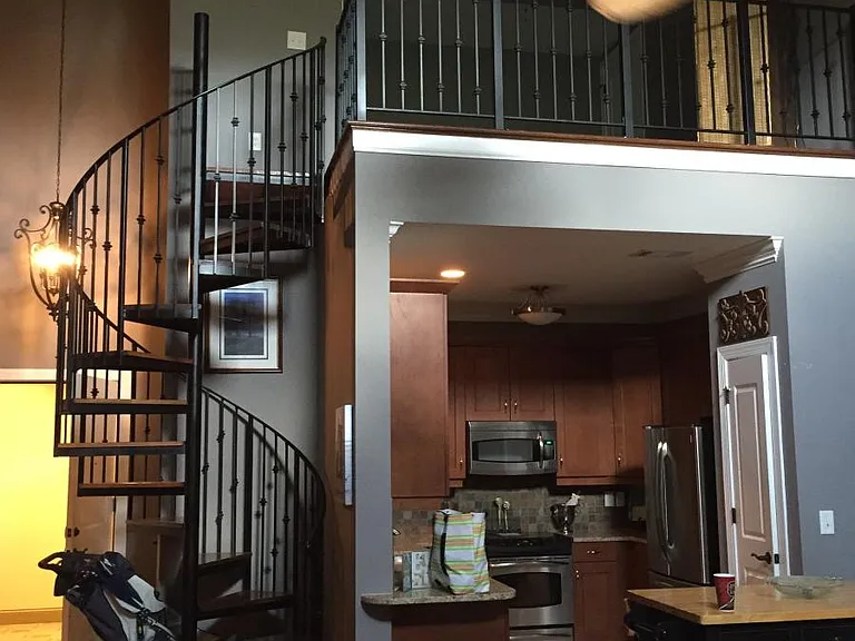 21 George St #403 — Photo 2