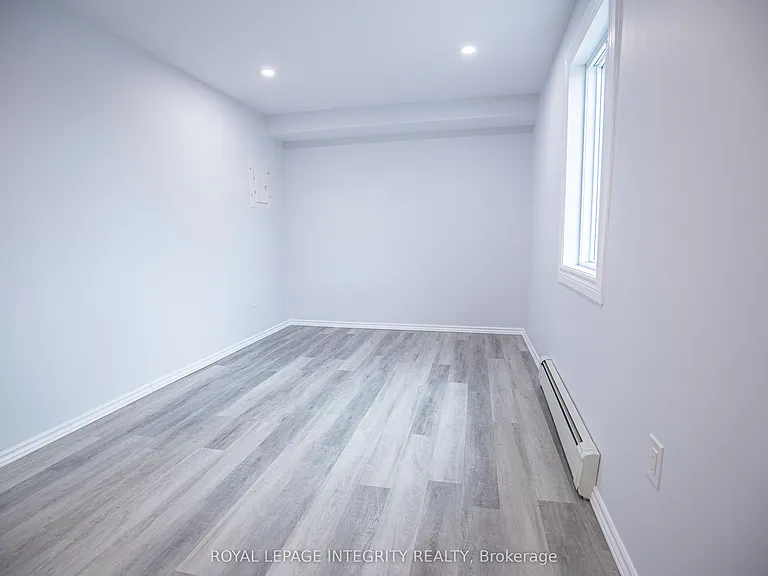 345 Richelieu Ave — Photo 25