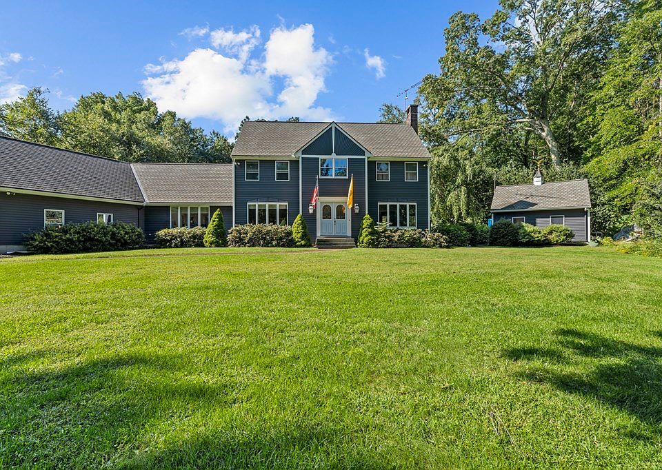 104 Burnt Swamp Rd, Cumberland, RI 02864 Zillow