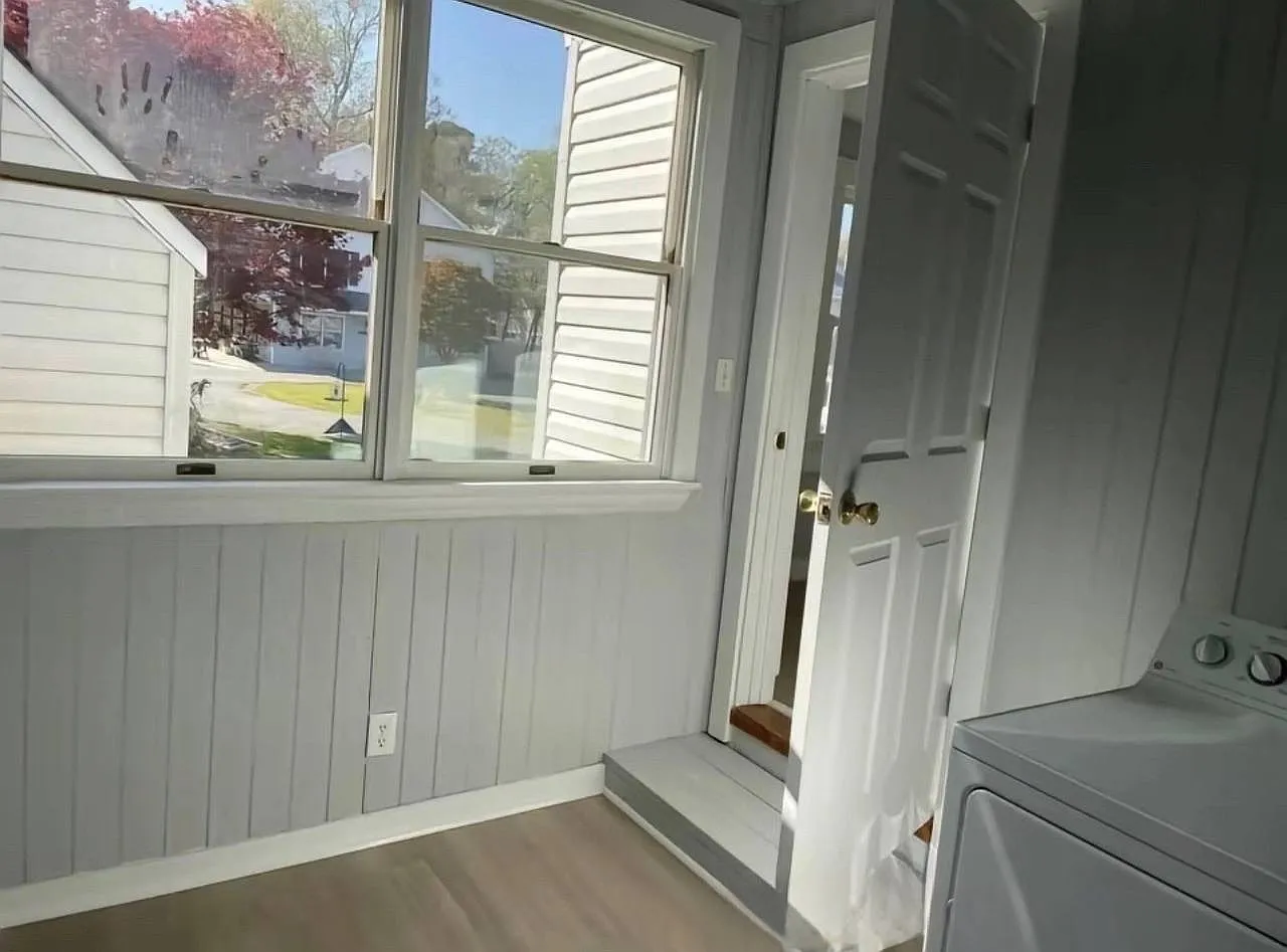 629 Imperial Ln — Photo 4