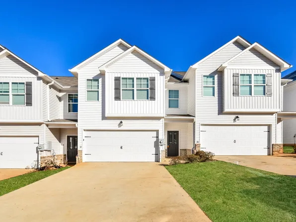 132 The Heights Dr, Calera, AL 35040