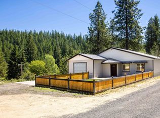 10818 E Dusty Ln, Chattaroy, WA 99003