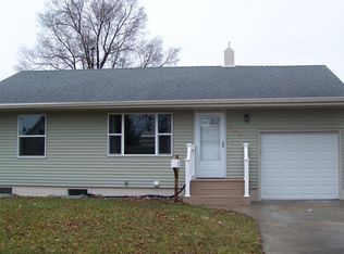408 5th St N, Wahpeton, ND 58075