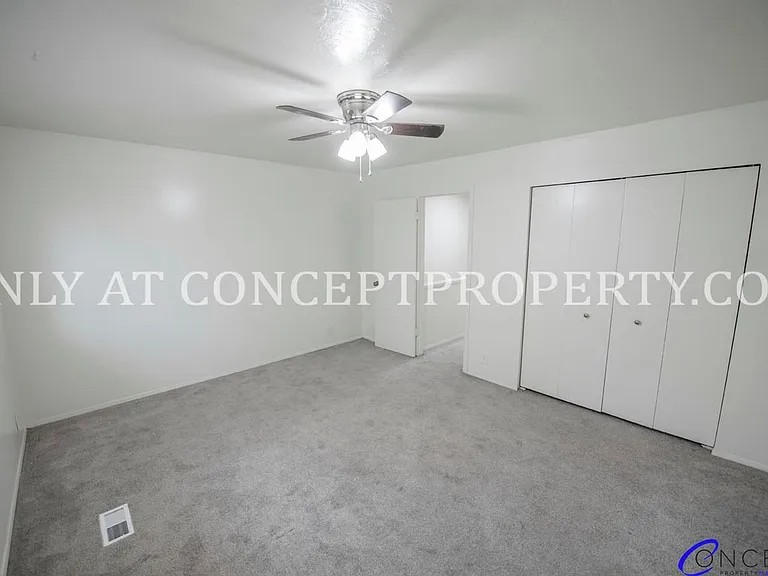 1499 W 2320 S — Photo 91