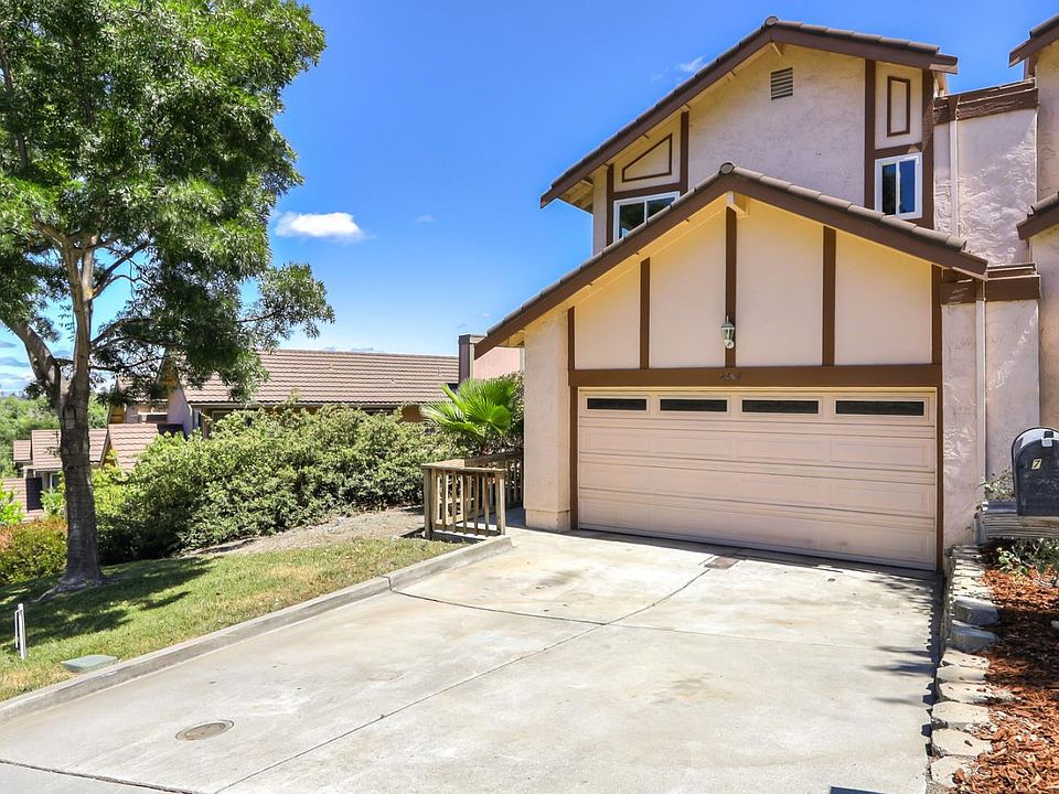 1st image of 4746 Snow Dr