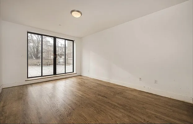 Rented by Bold Marketing | media 17