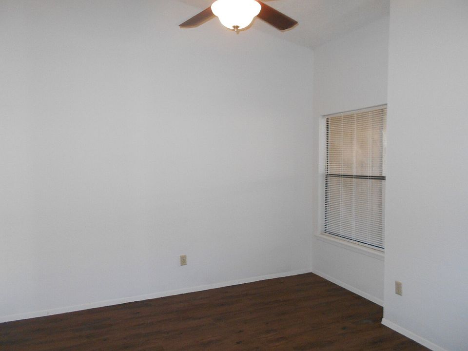 1st image of 134 N Troy Ave #B