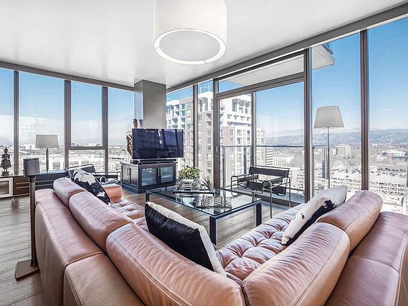 4th image of 38 N Almaden Blvd Unit 1623